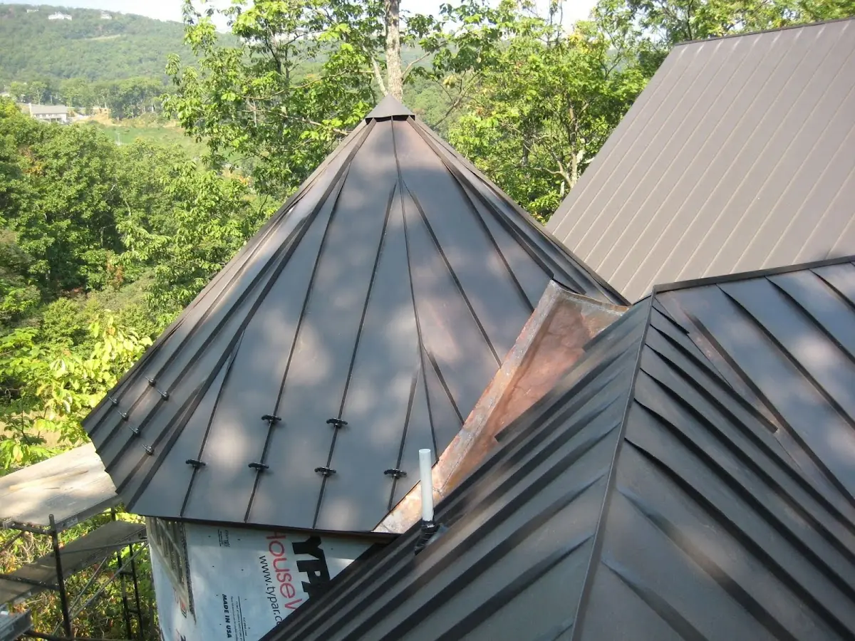 Professional Roof Tarp Installation by Craftsman Roofing in Reservoir Hills
